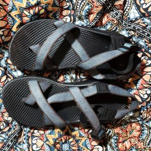 Chacos!